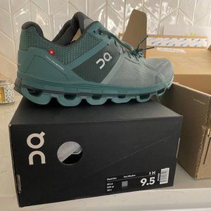 Mens ON Cloudace running/training shoes